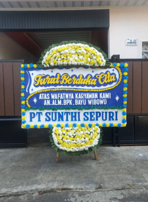 Papan Bunga Duka di Gedong Pakuon