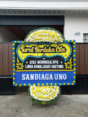 Papan Bunga Duka di Gedong Pakuon